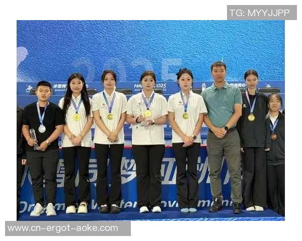 打败世界第一，我国冰壶女队全胜夺冠！